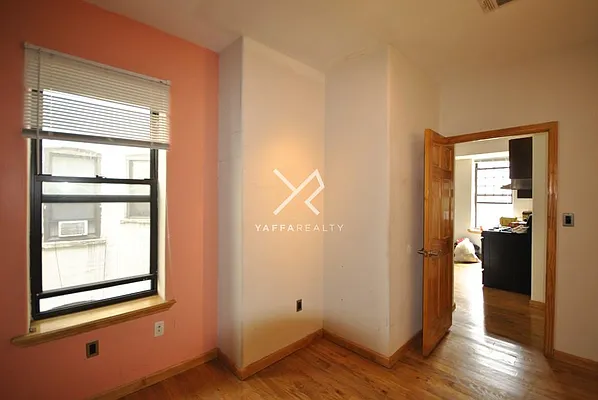 Rented by Yaffa Realty LLC | media 22