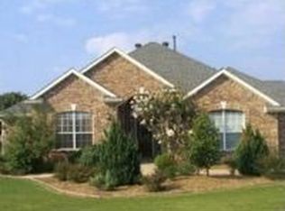 114 Island Cir, Shady Shores, TX 76208