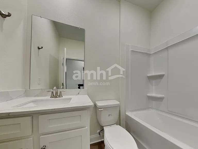 5739 Oesterle Rd — Photo 18