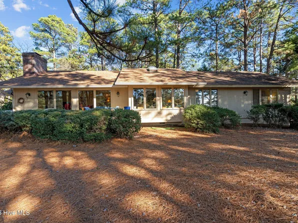 2 Knollwood Road, Pinehurst, NC 28374