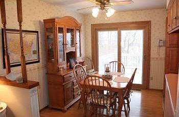 4th image of 12 Hillcrest Dr