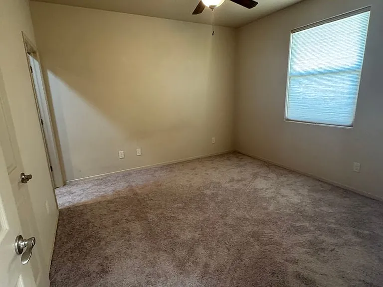 4381 Levante Dr — Photo 8