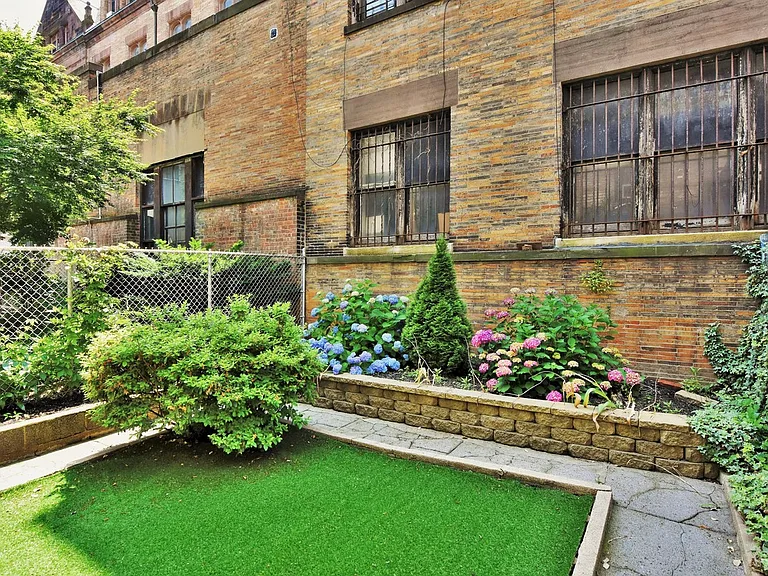 144 W 92nd St #1B — Photo 7