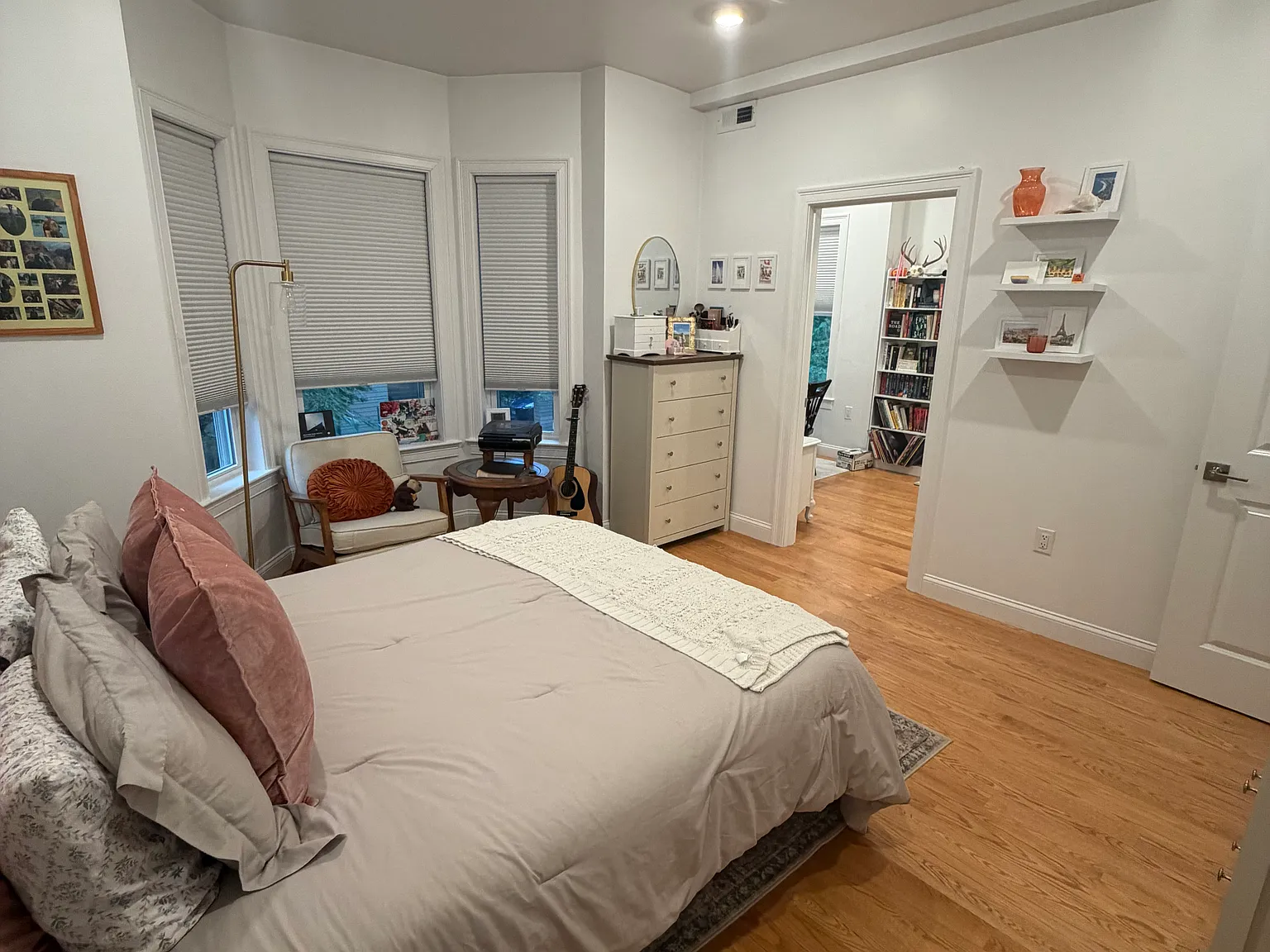 2 bed, $4,000 — Photo 3