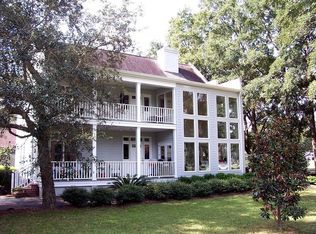 27 Wax Myrtle Ln, Hilton Head Island, SC 29926