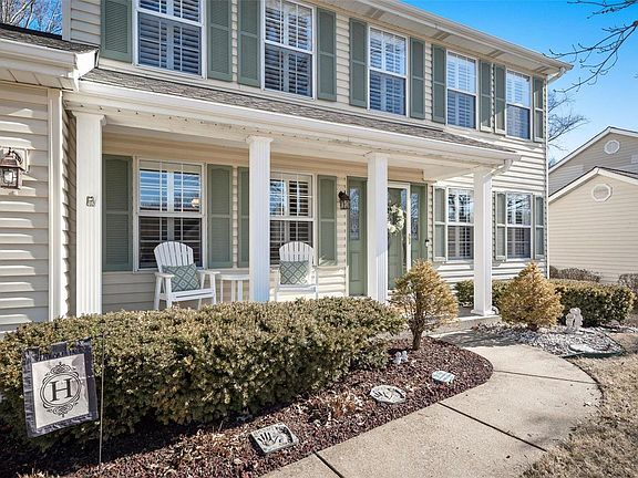 5th image of 1215 Riverwood Place Dr
