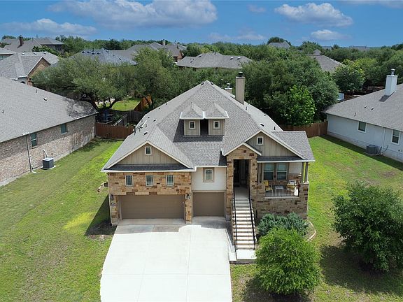 3rd image of 1217 Winding Way Dr