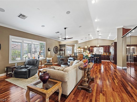 4th image of 9684 Irvine Bay Ct
