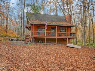 13 Larch Trl, Lake Ariel, PA 18436