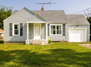 514 Berkshire Rd, Elyria, OH 44035