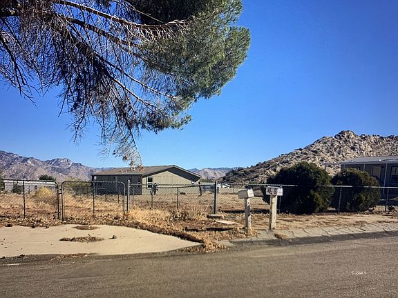 5th image of 8425 Dawn Pl