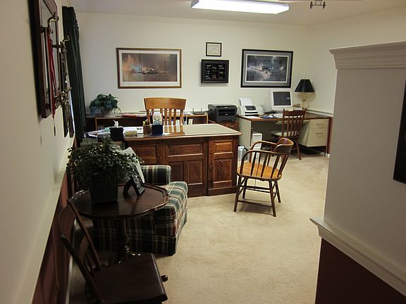 3rd image of 2343 Fruitville Pike