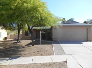8898 E Pomegranate St, Tucson, AZ 85730