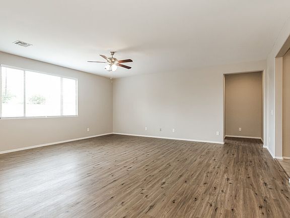 5th image of 6114 S 30th Ln