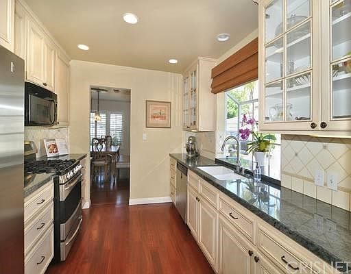 5th image of 5404 Veloz Ave