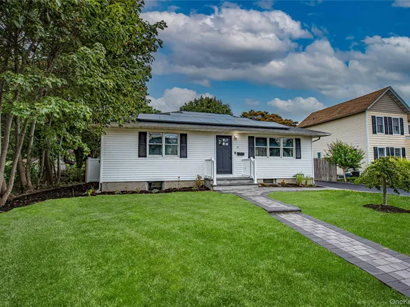 31 Terrell Street, Patchogue, NY 11772