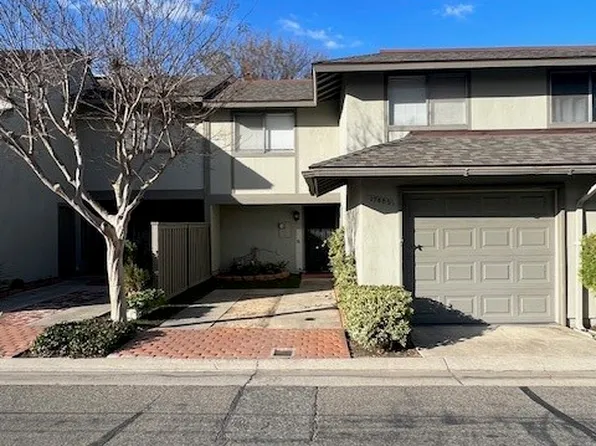 17485 Via Calma #130, Tustin, CA 92780