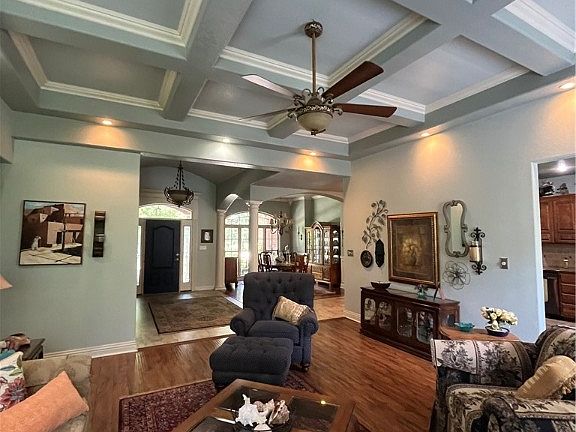 5th image of 3 Clifford Ln
