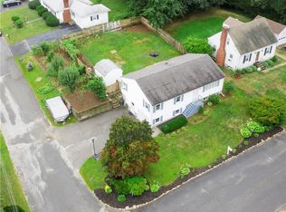 68 Broadview Ave, Cumberland, RI 02864