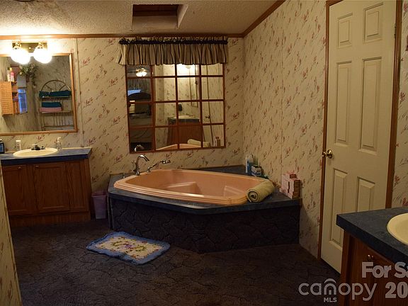 3rd image of 9588 Taxahaw Rd