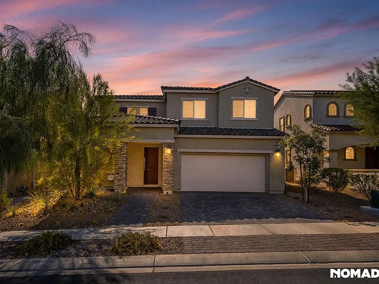 1074 Page Park Ln — Photo 1