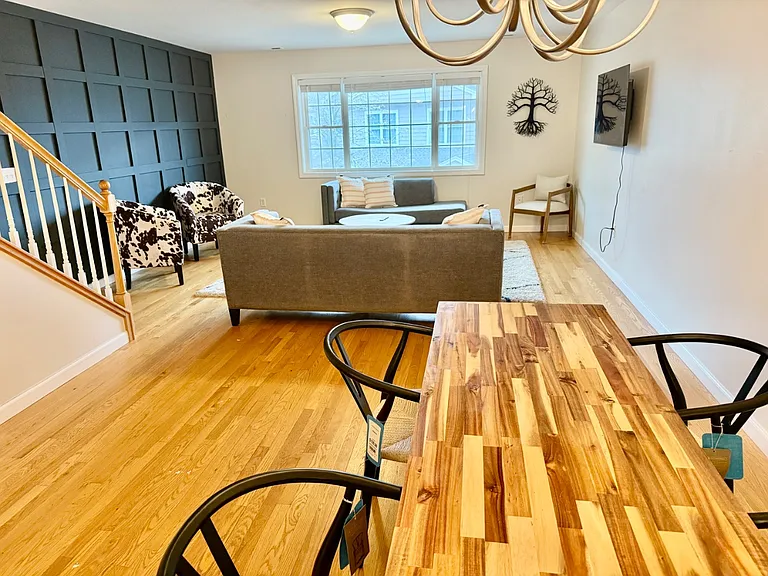330 Crystal Ave #19 — Photo 11