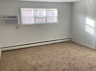 2201 W Chester Pike APT B13, Broomall, PA 19008