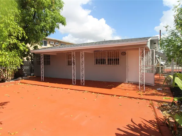 965 W 23rd St, Hialeah, FL 33010