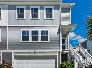 219 Winding River Dr, Johns Island, SC 29455