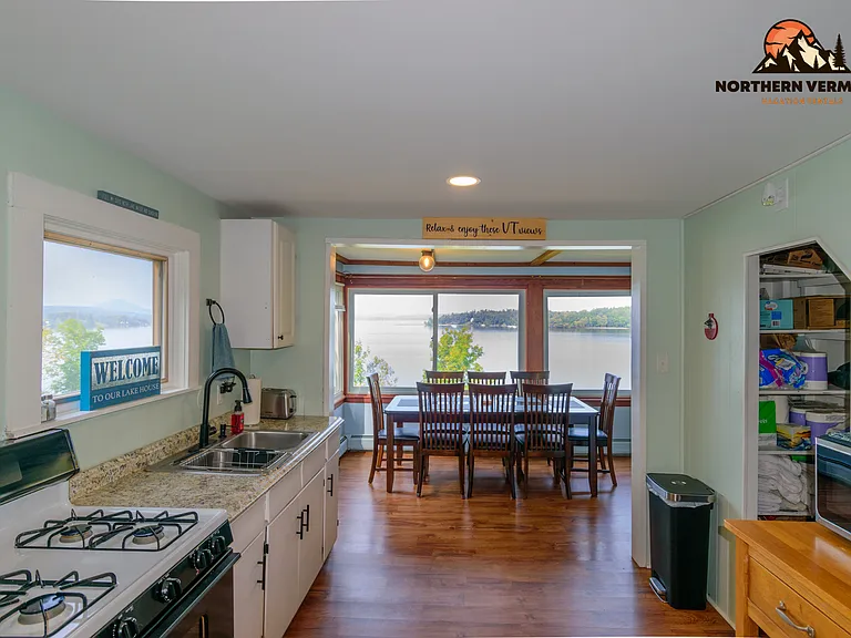 510 Farrant St — Photo 2