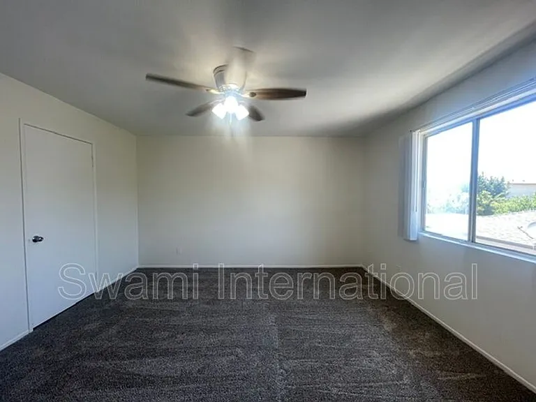 345 E Stepney St #9 — Photo 23