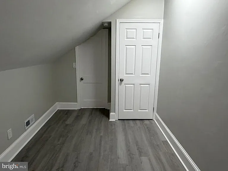 244 Mansion Ave — Photo 48
