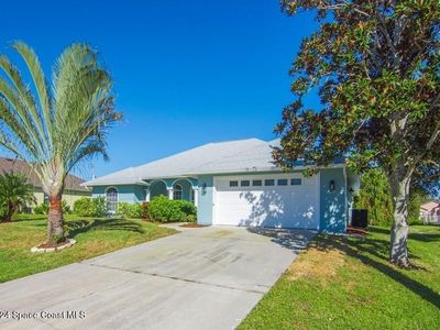 962 Riviera Ave, Sebastian, FL, 32958