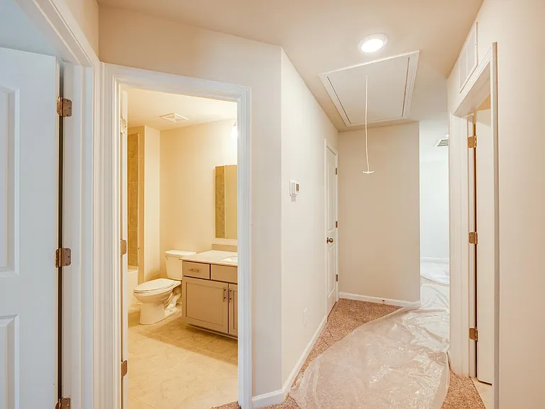 418 Sagecroft Ln — Photo 19