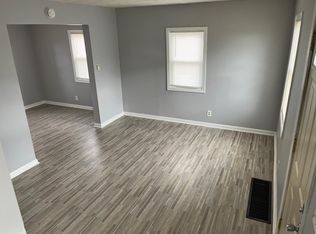 5804 N 24th St, Omaha, NE 68111