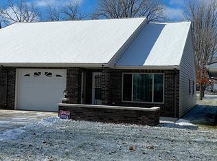 111 3rd St SE, Grand Meadow, MN 55936