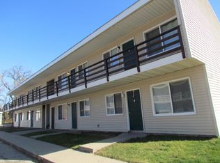 2235 C St SW, Cedar Rapids, IA 52404