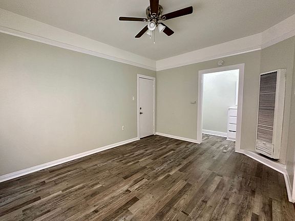 4th image of 276 Bonito Ave #276B