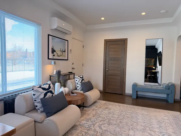 1341 Crane St APT 1, Detroit, MI 48214