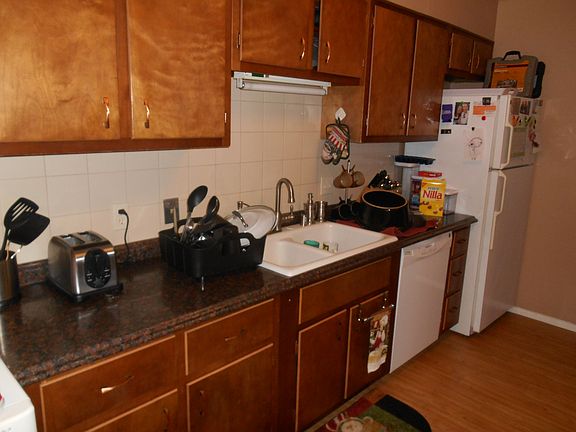 5th image of 2910 W Michigan Ave