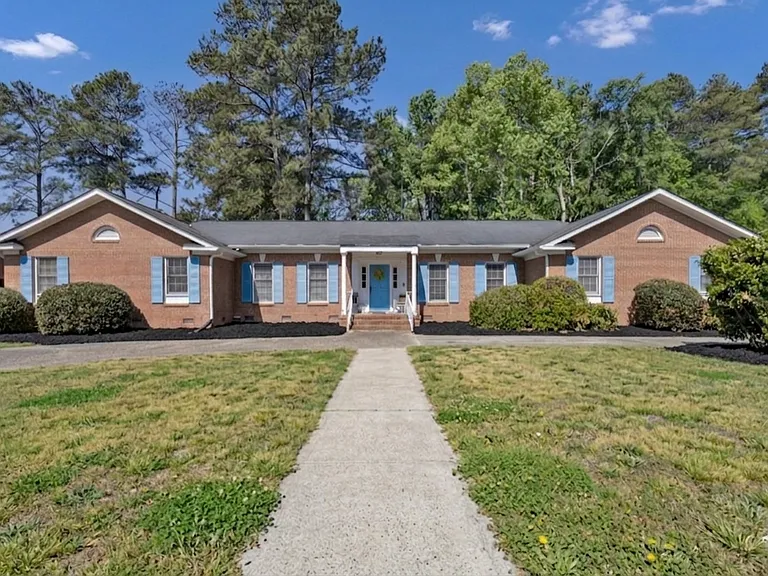 2905 Chatsworth Rd #B — Photo 1