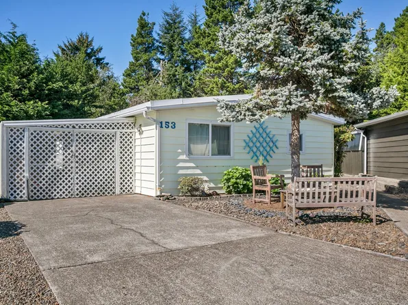 153 NE 35th St, Newport, OR 97365