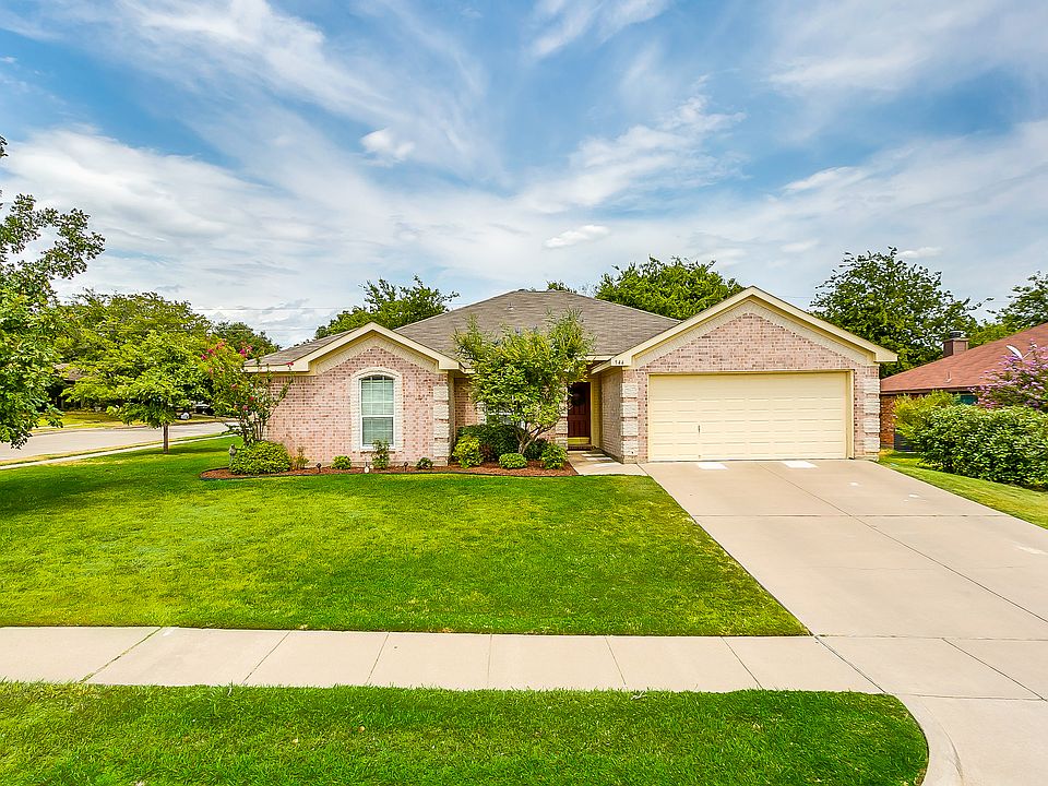 1st image of 544 Barbara Jean Ln
