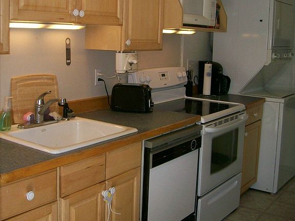 736 Kitchen
