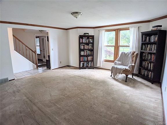 4th image of 7770 Tirrell Hill Cir