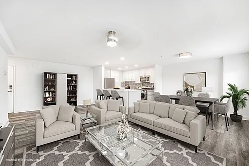 Ruxton Towers Apartments Photo 1