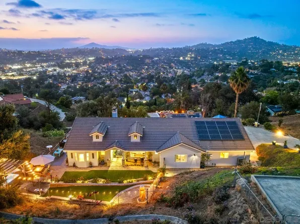 9420 Crest Dr, Spring Valley, CA 91977