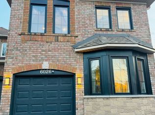 6026 Clover Ridge Cres, Mississauga, ON L5N 7B4