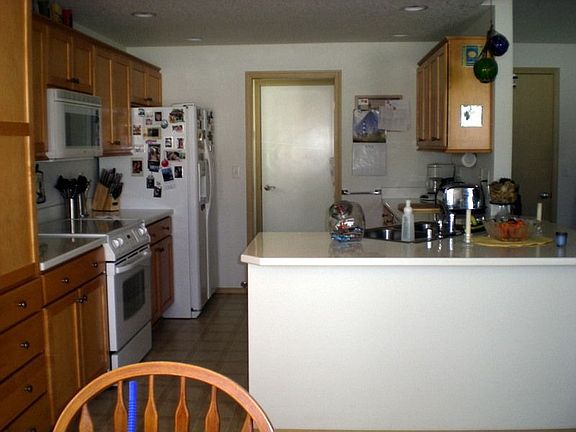 4th image of 47 Ironwood Dr