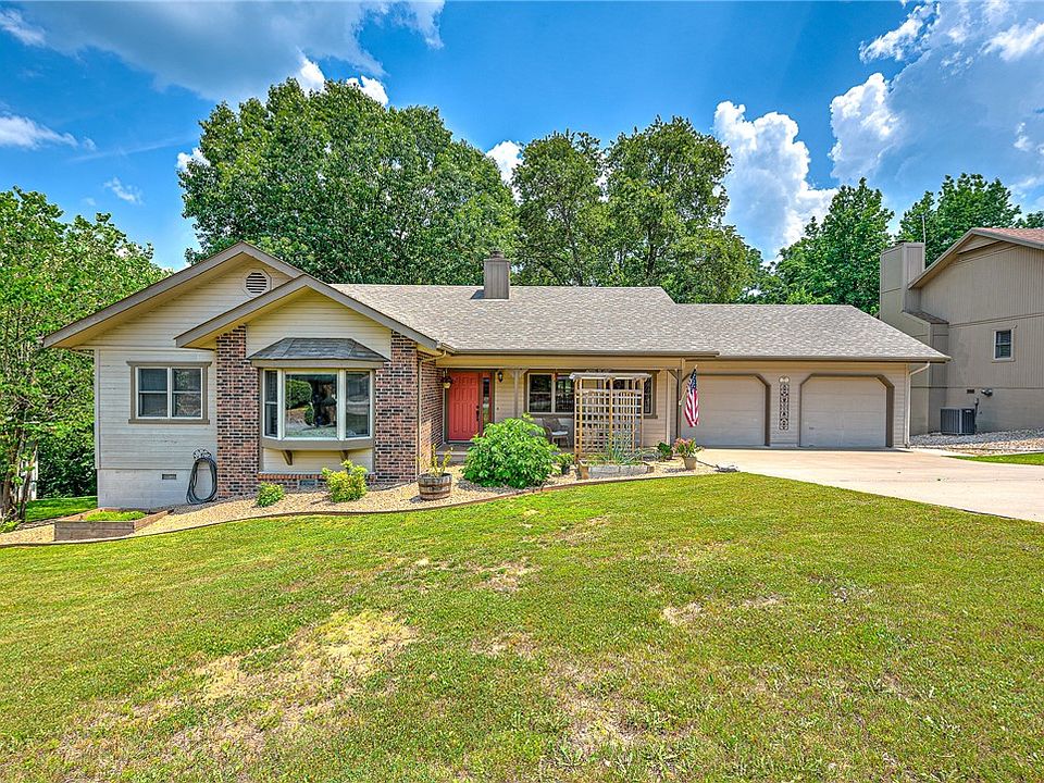 1st image of 6 Glenbarr Cir